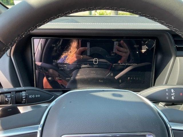 Photo of 2026 Summit White GMC Terrain