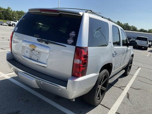Photo of 2014 Silver Ice Metallic Chevrolet Tahoe