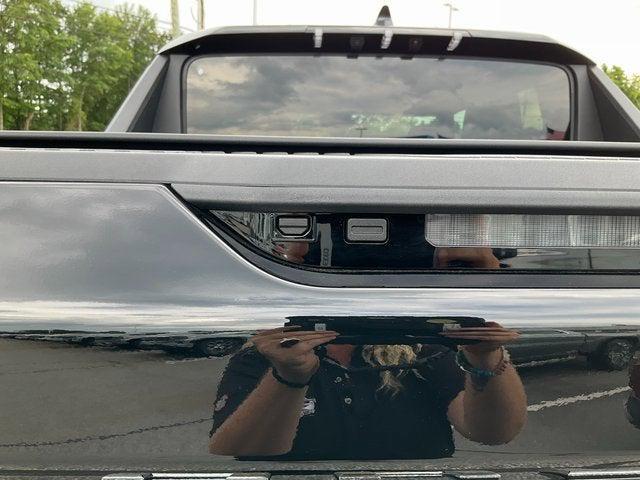 Photo of 2025 Void Black GMC HUMMER EV Pickup
