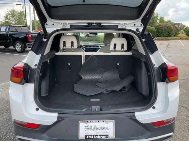 Photo of 2020 Summit White Buick Encore GX