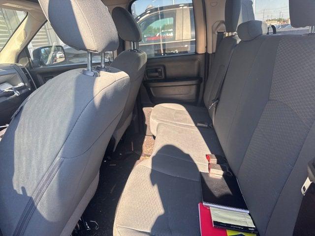 Photo of 2018 Granite Crystal Metallic Clearcoat RAM 1500