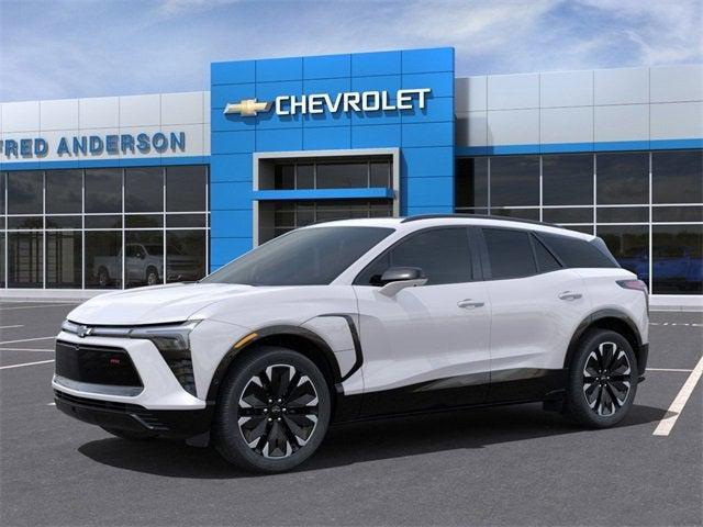 Photo of 2025 Iridescent Pearl Tricoat Chevrolet Blazer EV