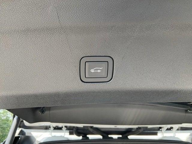 Photo of 2025 Iridescent Pearl Tricoat Chevrolet Tahoe