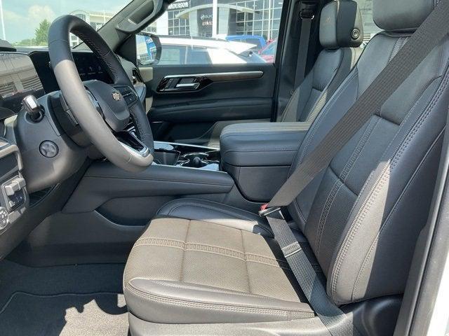 Photo of 2025 Iridescent Pearl Tricoat Chevrolet Tahoe