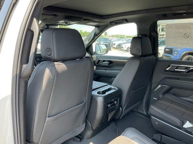 Photo of 2025 Iridescent Pearl Tricoat Chevrolet Tahoe