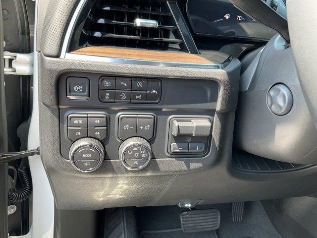 Photo of 2025 Iridescent Pearl Tricoat Chevrolet Tahoe