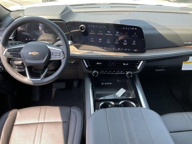Photo of 2025 Iridescent Pearl Tricoat Chevrolet Tahoe