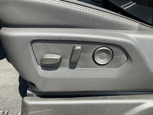 Photo of 2025 Iridescent Pearl Tricoat Chevrolet Tahoe