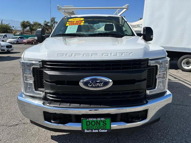 Photo of 2018 Oxford White Ford F-350