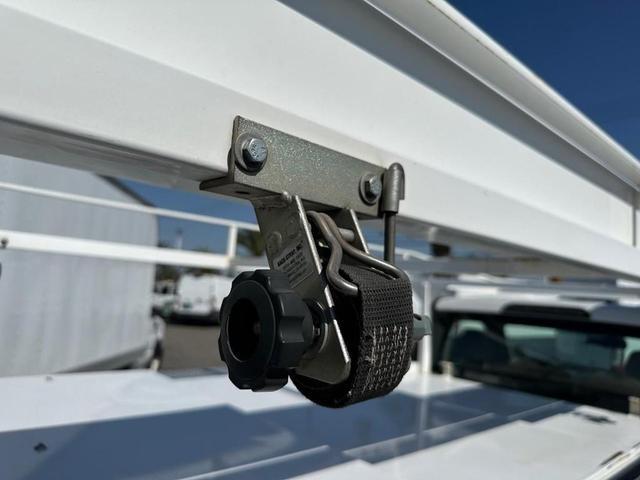 Photo of 2018 Oxford White Ford F-350