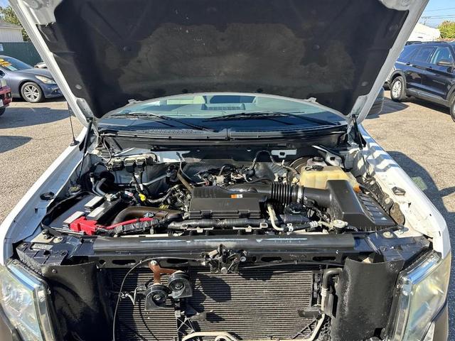 Photo of 2010 Oxford White Ford F-150