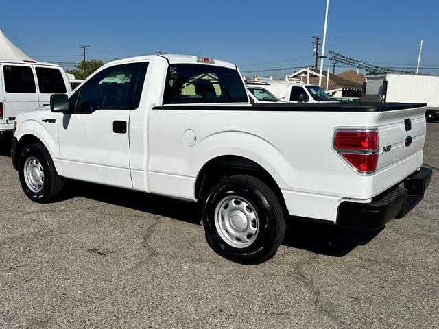 Photo of 2010 Oxford White Ford F-150