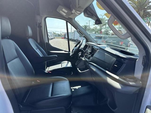 Photo of 2022 Oxford White Ford Transit-250