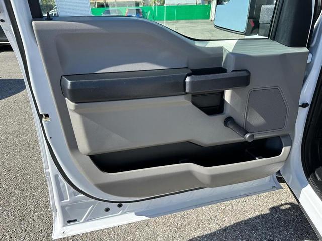 Photo of 2019 Oxford White Ford F-150