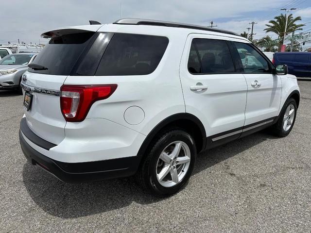 Photo of 2019 Oxford White Ford Explorer
