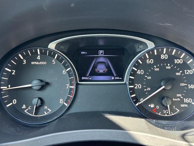 Photo of 2017 Super Black Nissan Altima