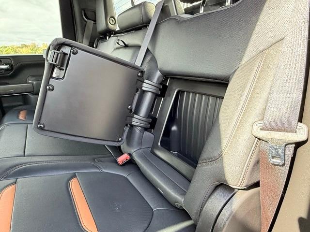 Photo of 2023 Ebony Twilight Metallic GMC Sierra 2500