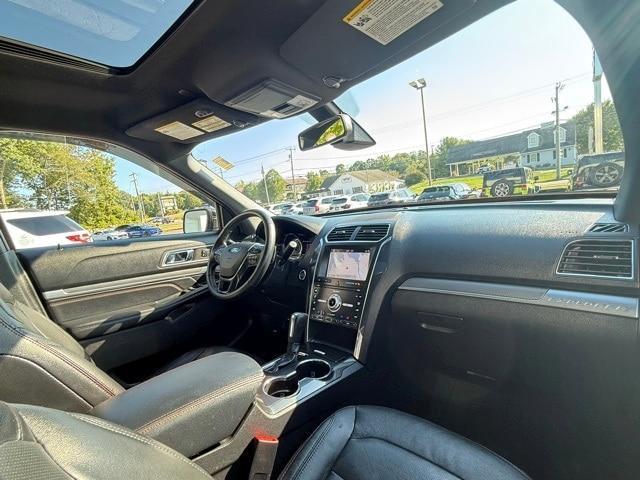 Photo of 2019 Ruby Red Ford Explorer