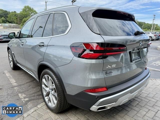 Photo of 2024 Skyscraper Gray Metallic BMW X5