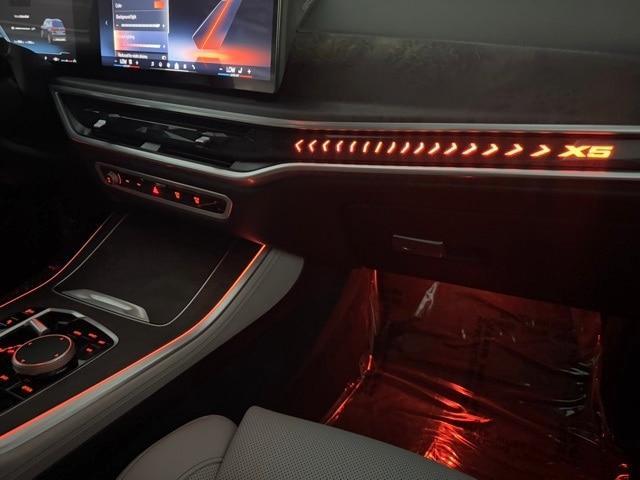Photo of 2024 Skyscraper Gray Metallic BMW X5
