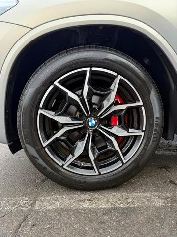 Photo of 2024 Alpine White BMW X4