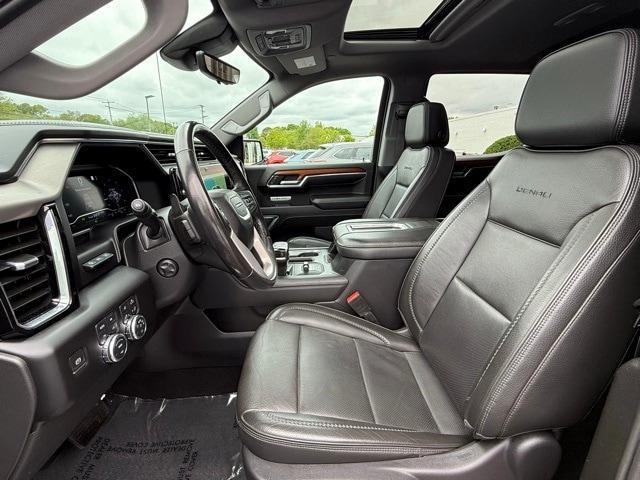 Photo of 2023 White Frost Tri-Coat GMC Sierra 1500