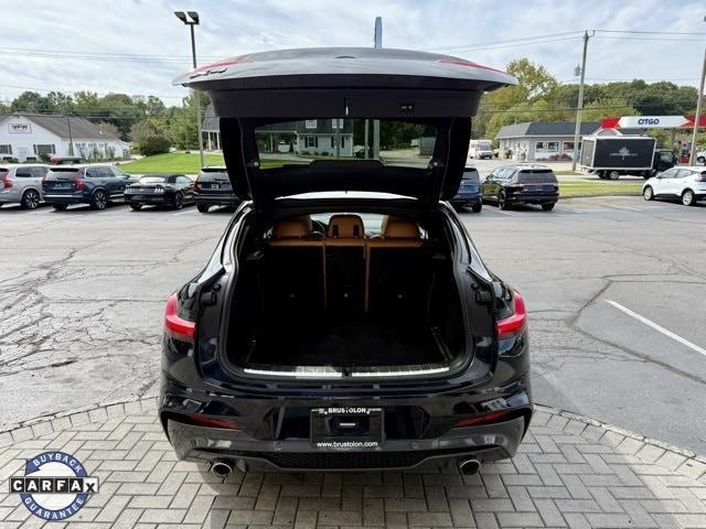 Photo of 2021 Carbon Black Metallic BMW X4