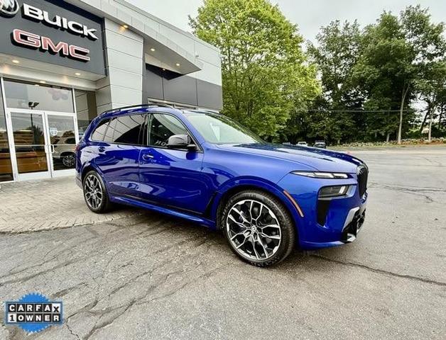Photo of 2023 Bay Blue BMW X7