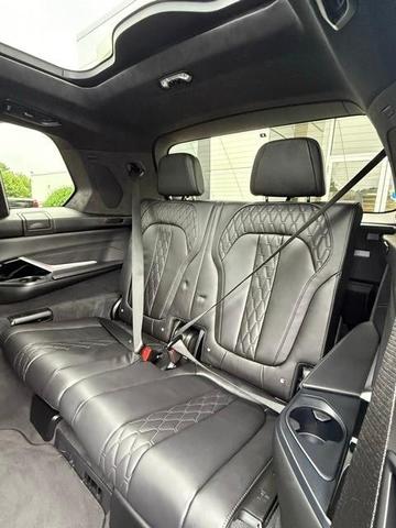 Photo of 2023 Bay Blue BMW X7