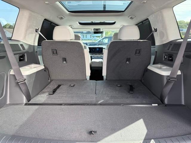 Photo of 2024 Phantom Black Hyundai SANTA FE