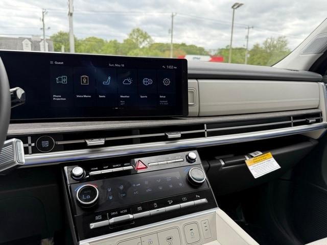 Photo of 2024 Phantom Black Hyundai SANTA FE