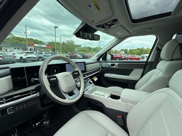 Photo of 2024 Phantom Black Hyundai SANTA FE