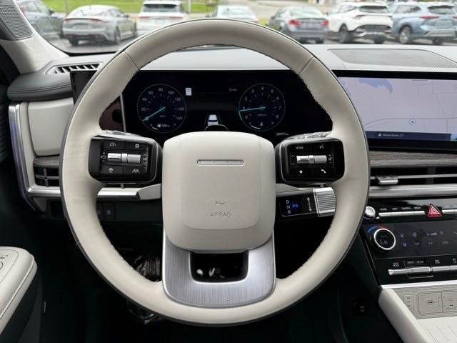 Photo of 2024 Phantom Black Hyundai SANTA FE