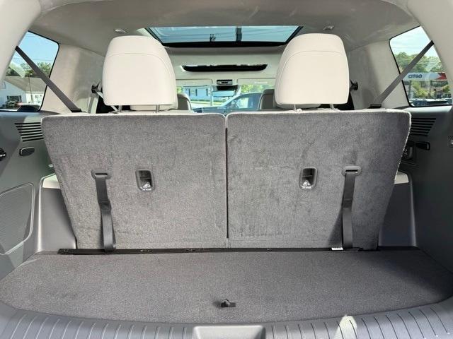 Photo of 2024 Phantom Black Hyundai SANTA FE