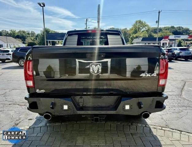 Photo of 2016 Brilliant Black Crystal Pearlcoat RAM 1500