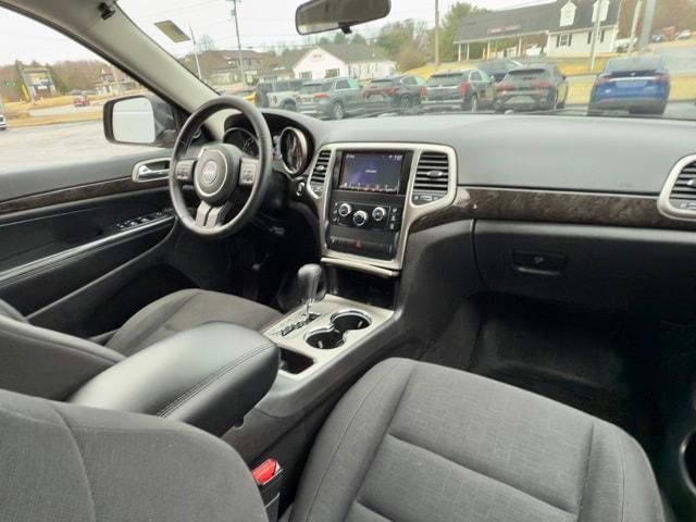 Photo of 2013 Black Forest Green Pearlcoat Jeep Grand Cherokee