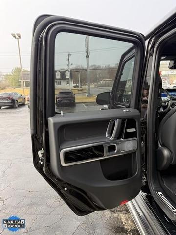 Photo of 2023 Black Mercedes-Benz G-Class