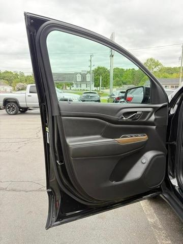 Photo of 2023 Ebony Twilight Metallic GMC Acadia