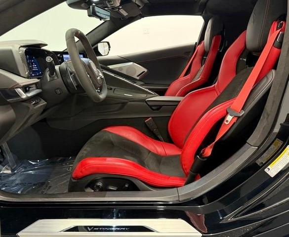 Photo of 2022 Black Chevrolet Corvette