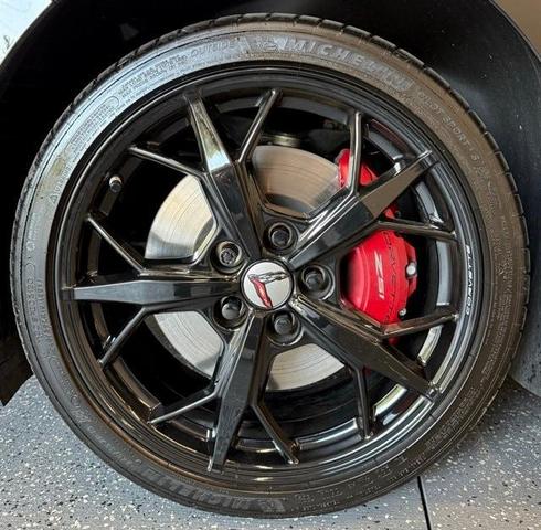 Photo of 2022 Black Chevrolet Corvette