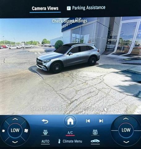 Photo of 2023 Polar White Mercedes-Benz GLC 300