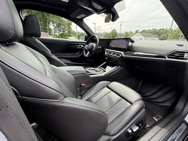 Photo of 2024 Brooklyn Gray Metallic BMW M240