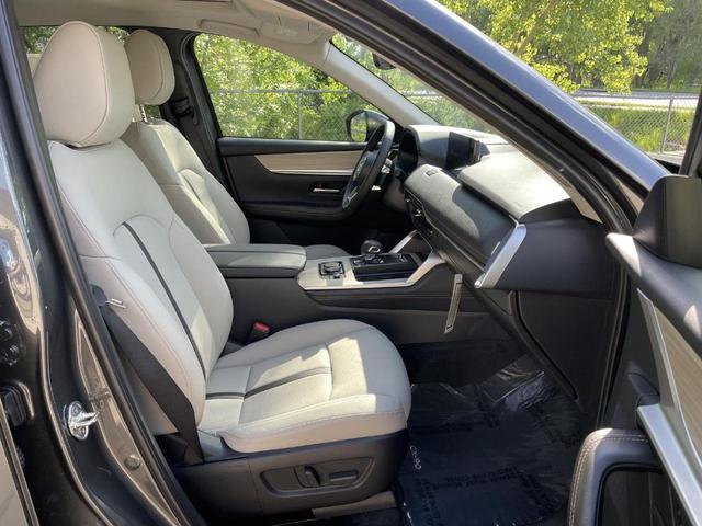 Photo of 2025 Machine Gray Metallic Mazda CX-90