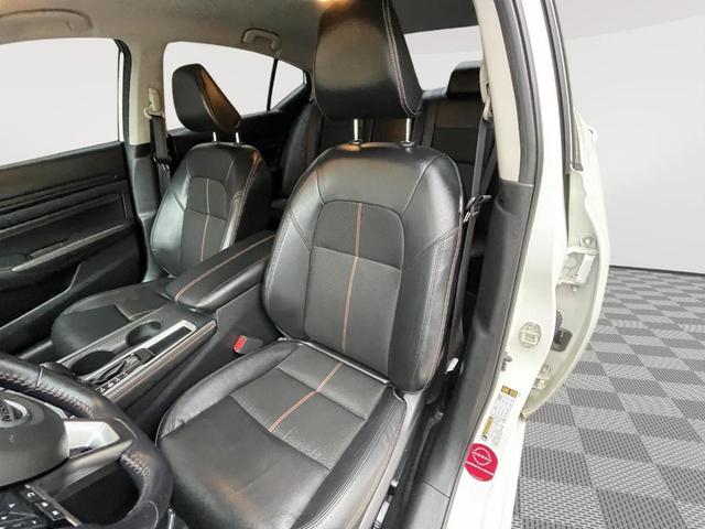 Photo of 2020 White Nissan Altima