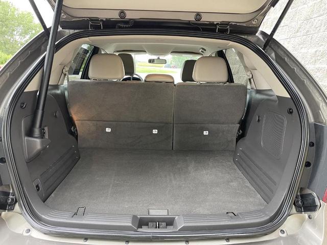 Photo of 2013 Mineral Gray Metallic Ford Edge