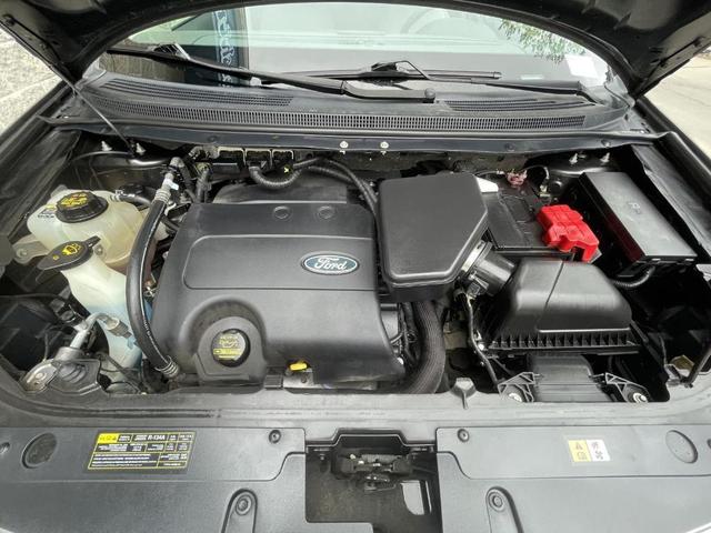 Photo of 2013 Mineral Gray Metallic Ford Edge