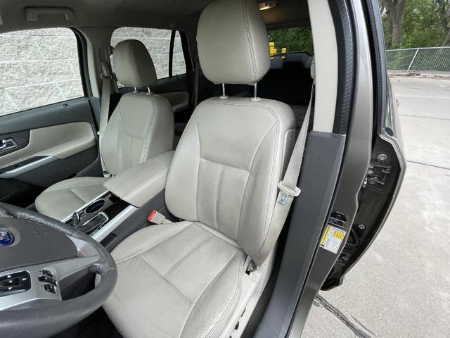 Photo of 2013 Mineral Gray Metallic Ford Edge