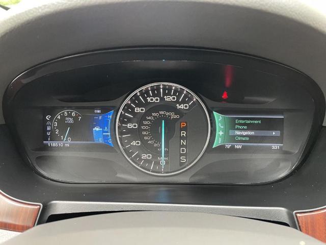 Photo of 2013 Mineral Gray Metallic Ford Edge