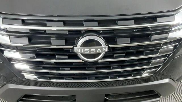 Photo of 2025 Black Nissan Rogue