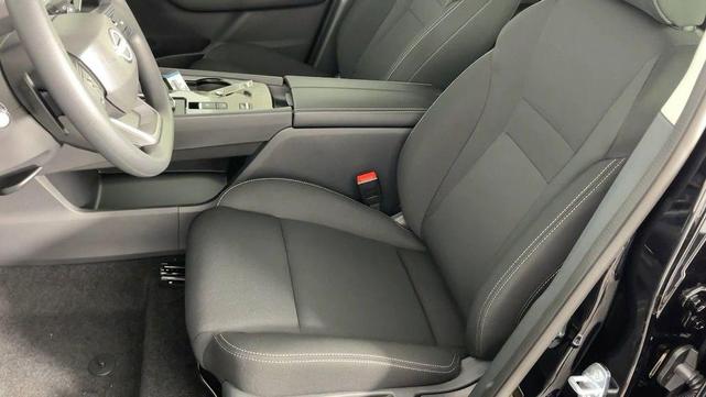 Photo of 2025 Black Nissan Rogue